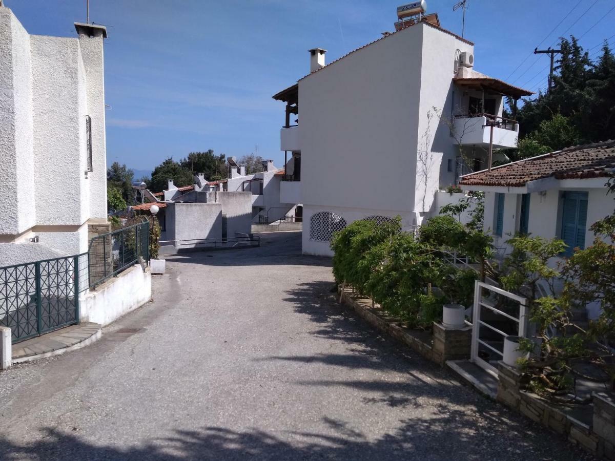Evaliana Seaside Apartment Paleo Tsifliki Exterior photo